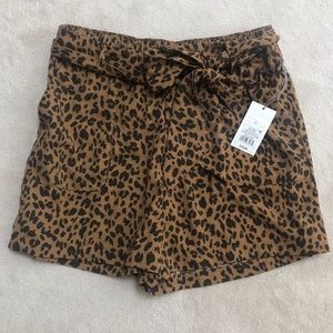 Leopard pull on shorts 🐆